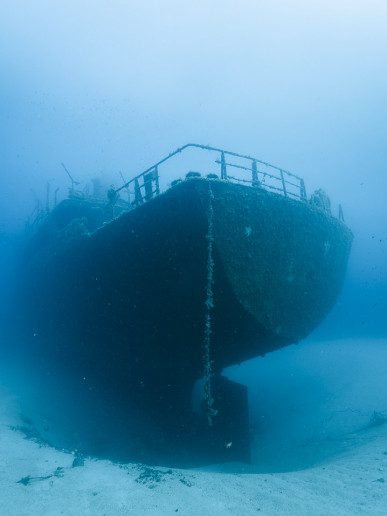 The stern of Um El Faroud